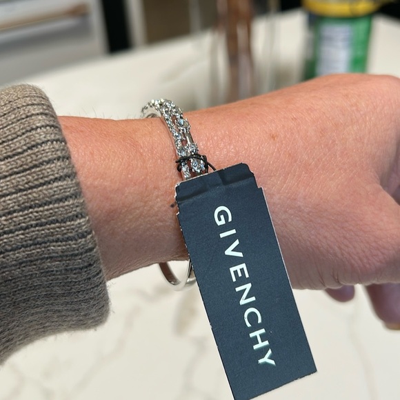 Givenchy Bangle Bracelet - Picture 6 of 8